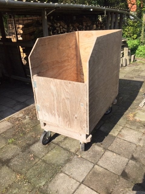 grote houten mobiele transport/opslag kar, Doe-het-zelf en Verbouw, Transportwagens, 100 liter of meer, Ophalen, Gebruikt, Steekwagen