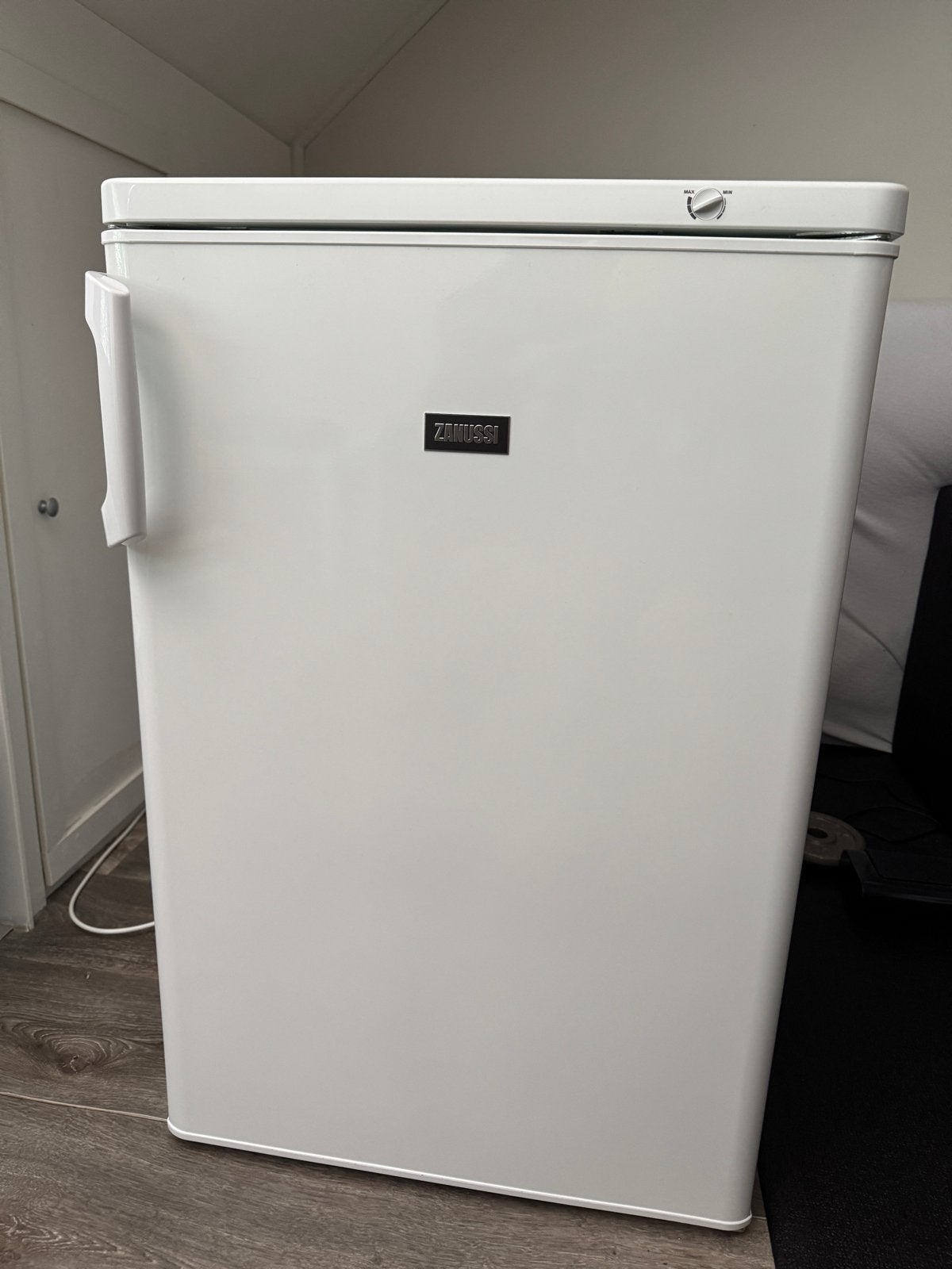 Zanussi TT110F Vriezer - Compact en Energiezuinig, Gebruikt, Minder dan 60 cm, Energieklasse A of zuiniger, Vrijstaand