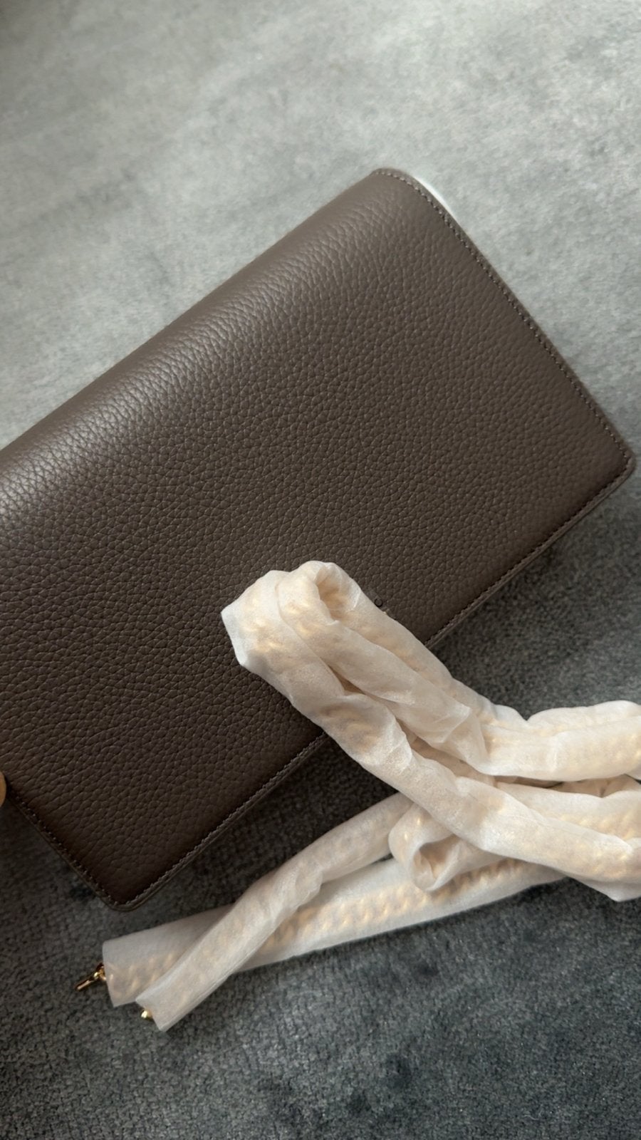 Stijlvolle Schoudertas van Echt Leer - Nieuw, Sieraden, Tassen en Uiterlijk, Tassen | Schoudertassen, Overige merken, Verzenden