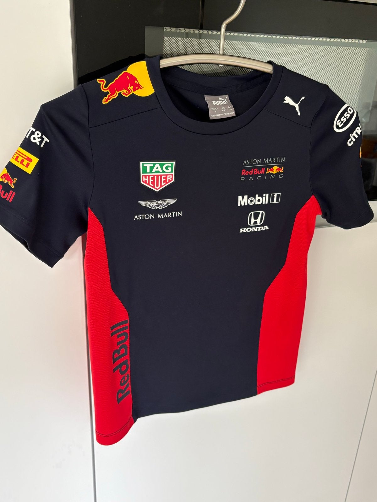Red Bull Racing F1 T-shirt Puma Maat 140 Max Verstappen, Kinderen en Baby's, Ophalen of Verzenden, Zo goed als nieuw, Jongen of Meisje