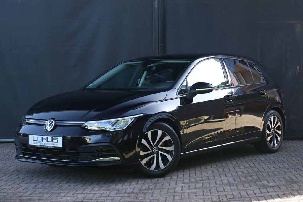 Volkswagen Golf 1.0 TSI Life | CARPLAY | VIRTUAL, Voorwielaandrijving, Gebruikt, Zwart, Origineel Nederlands