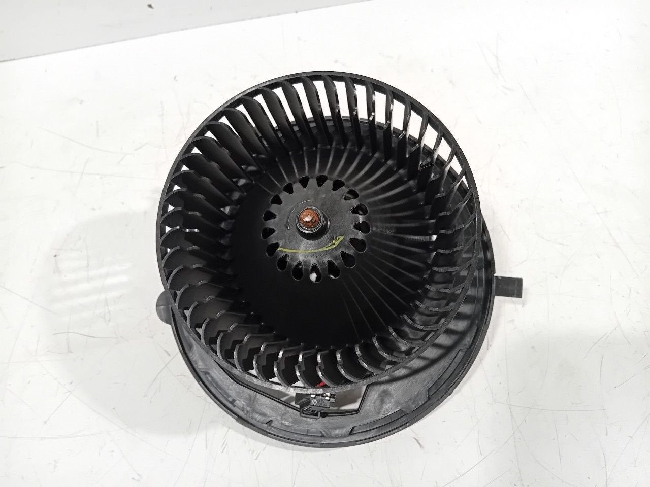 Kachel ventilator motor Seat Ateca, Onderdelen@venauto.nl, Van der Ven Autorecycling B.V., Gebruikt, Ettenseweg 76, 4706 PB Roosendaal, The Netherlands