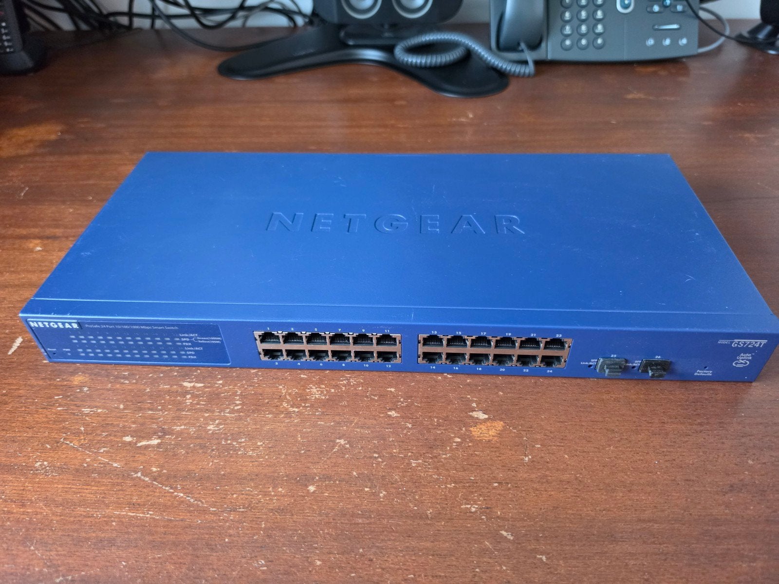 Netgear GS724T ProSafe 24-poorts Gigabit Switch met AC-kabel, Computers en Software, Ophalen of Verzenden, Zo goed als nieuw