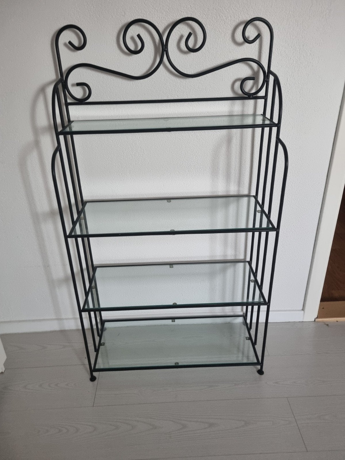 Decoratief metalen rek met glazen planken, Ophalen, Zo goed als nieuw