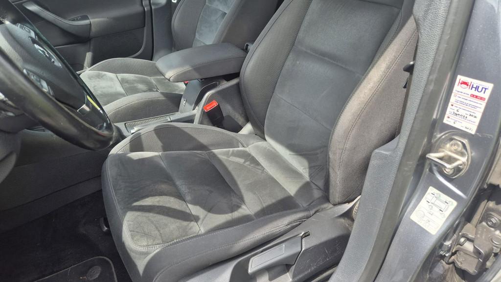 Volkswagen Golf Variant 1.4 TSI Highline AUTOMAAT, Euro 5, Gebruikt, 4 cilinders, Alcantara