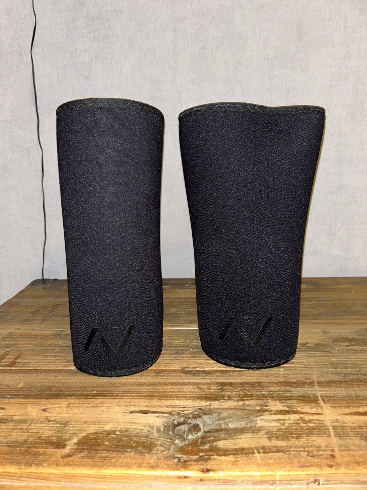 A7 Rigor mortis knee sleeves, Ophalen of Verzenden, Zo goed als nieuw
