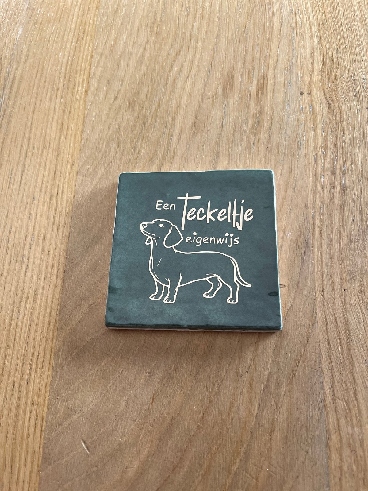 Tegeltje ‘Een Teckeltje eigenwijs', Groen, Overige stijlen, Nieuw, Ophalen of Verzenden