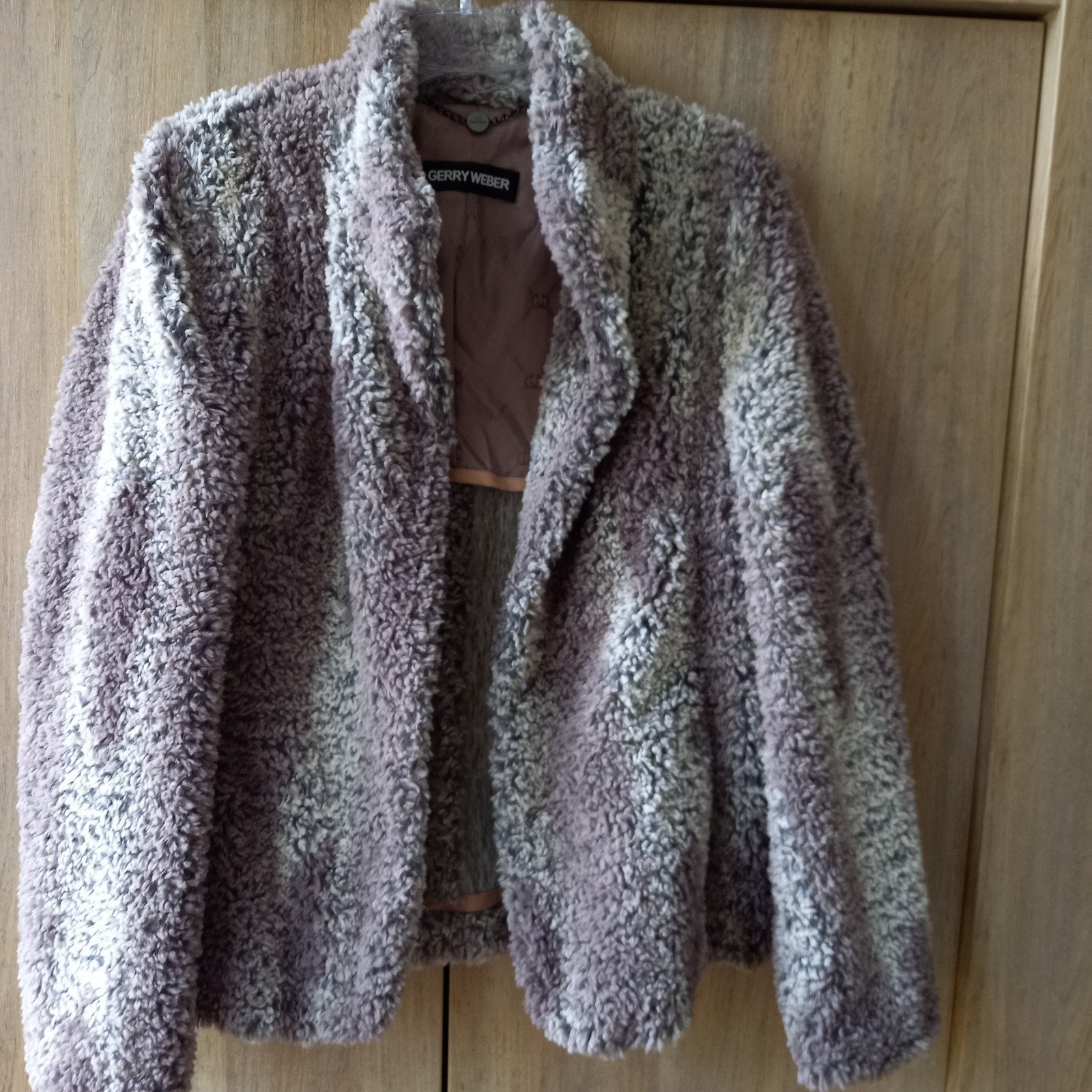 Gerry Weber teddy jasje maat M/L, Ophalen of Verzenden, Zo goed als nieuw, Maat 38/40 (M), Paars
