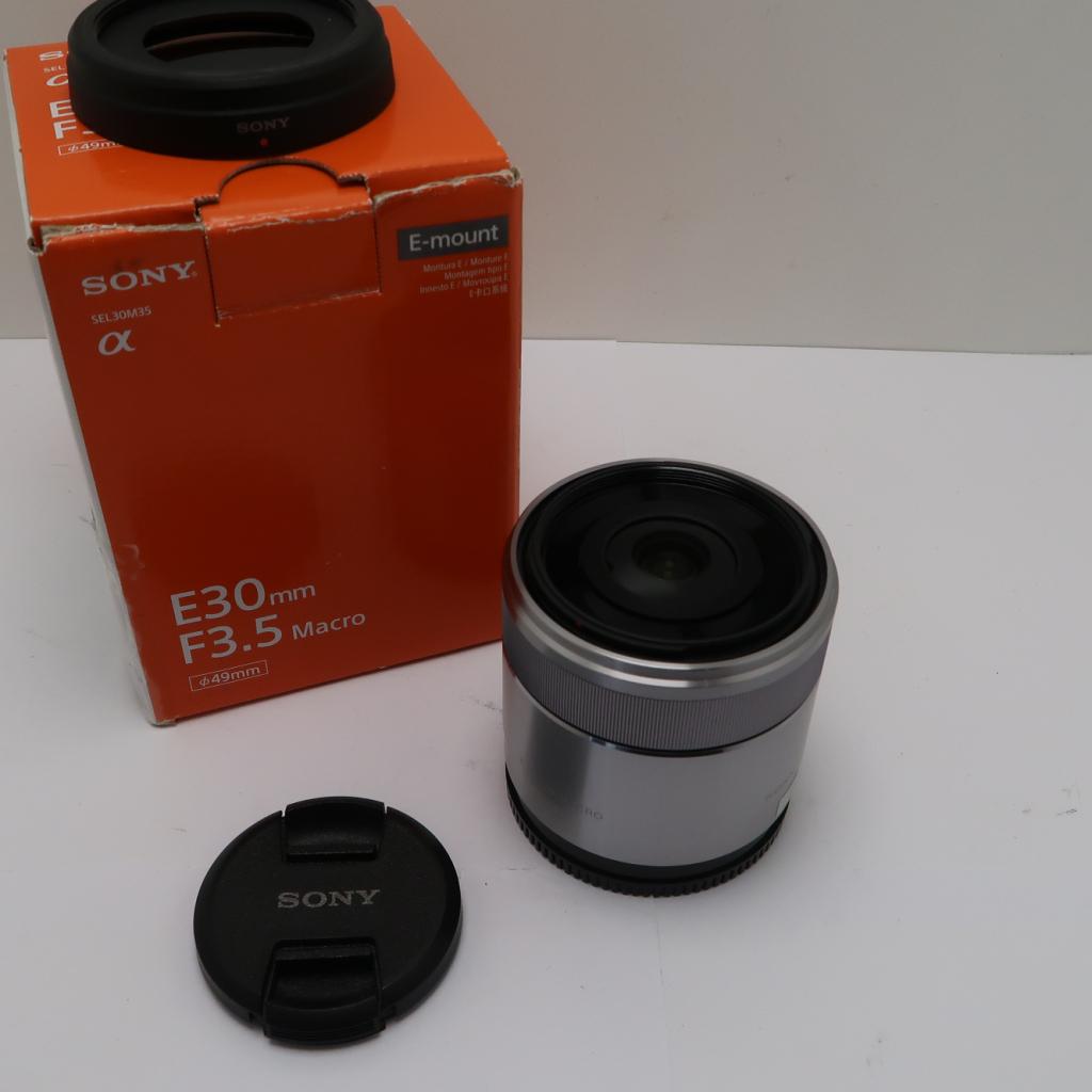Sony E 3.5/30 Macro 49mm Lens | in Goede Staat, Niet ingevuld, Zo goed als nieuw, Niet ingevuld, Niet ingevuld