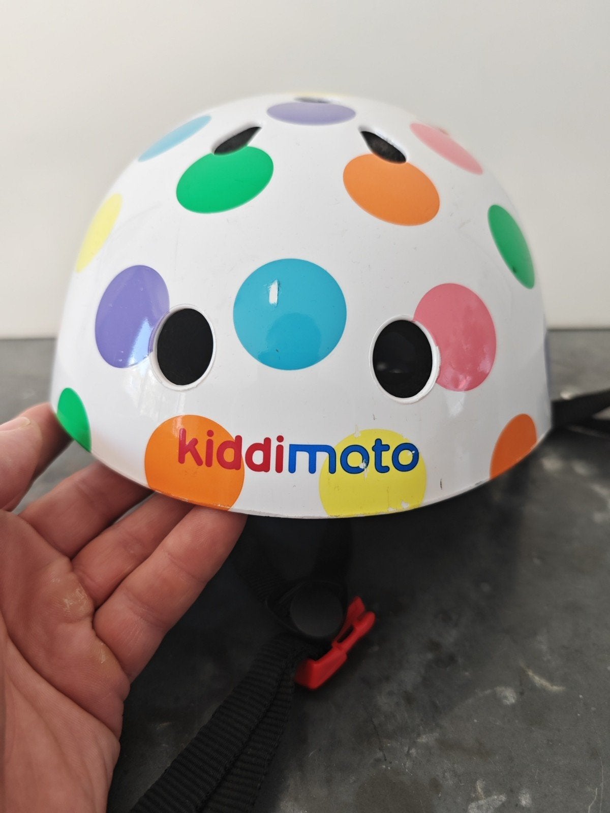 Kiddimoto helm met stippen, nog in goede staat, Ophalen of Verzenden, Gebruikt, Jongen of Meisje, Kiddimoto