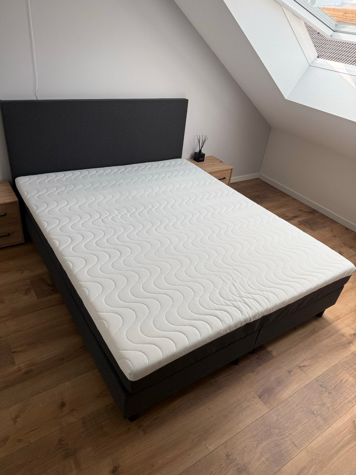 Matras 180x220, Ophalen, Tweepersoons, Zo goed als nieuw, 180 cm