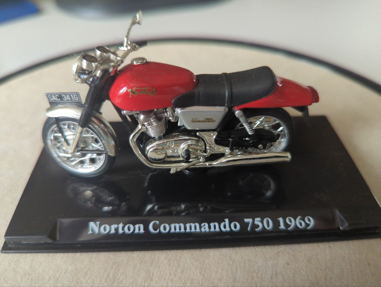 Norton Commando, Ophalen of Verzenden, Nieuw, Motor, Overige merken