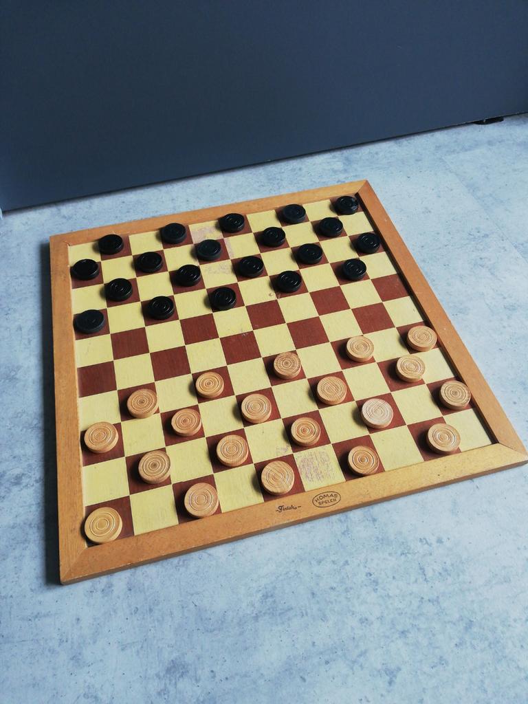 Homas dam/schaakbord met damstenen, Een of twee spelers, Ophalen of Verzenden, Gebruikt