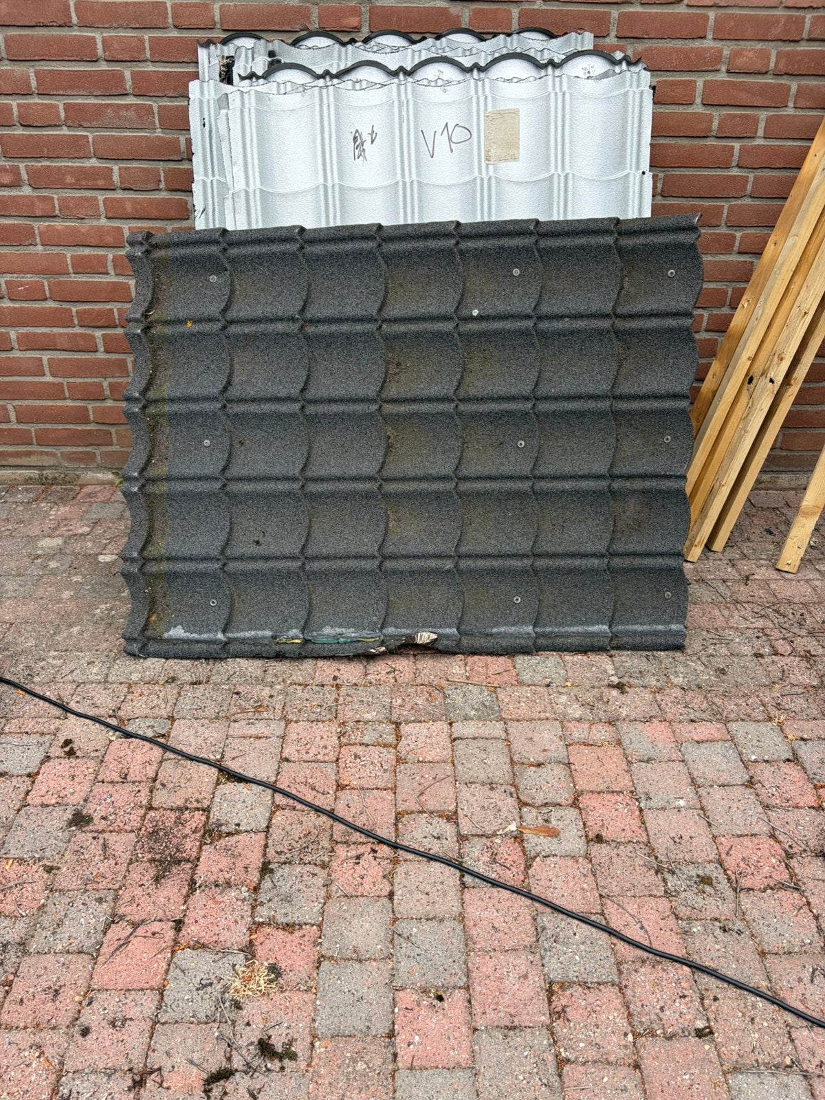 Dakplaten, Doe-het-zelf en Verbouw, Dakpannen en Dakbedekking, Zwart, Zo goed als nieuw, 15 m² of meer, Metaal
