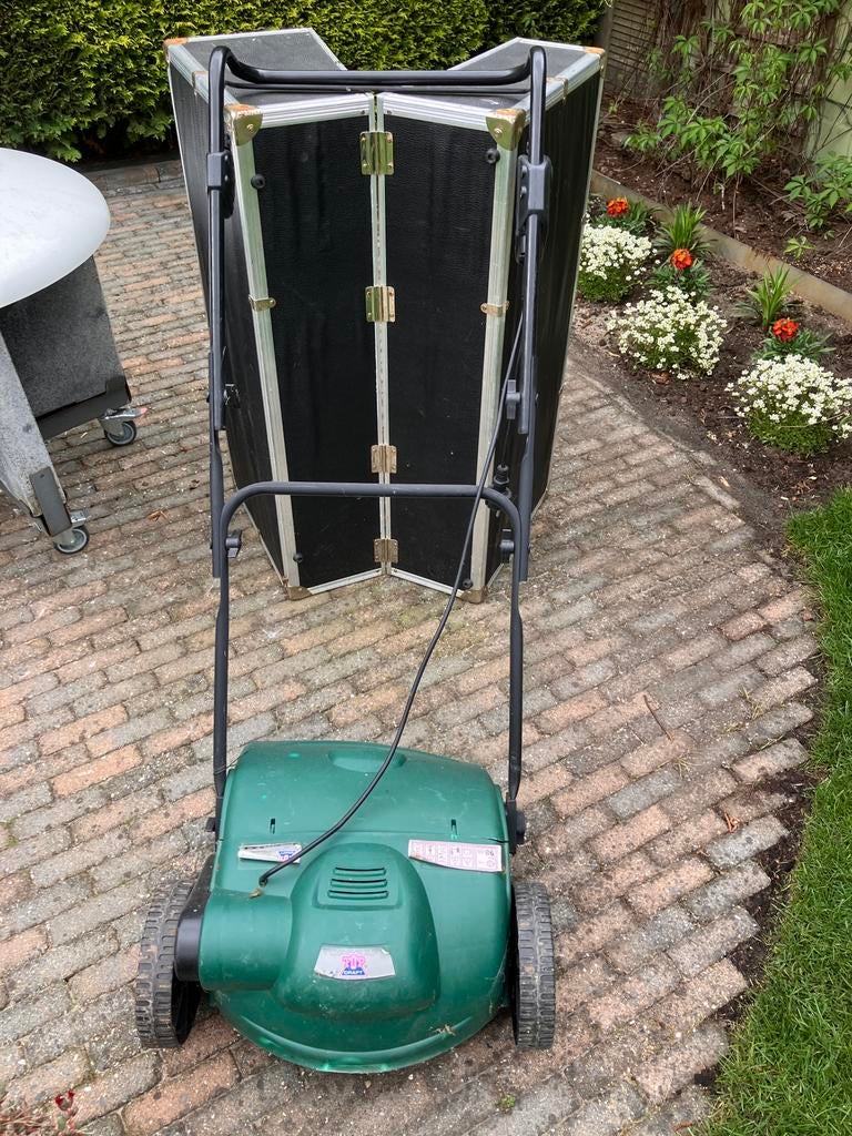 Verticuteer machine, Ophalen, Gebruikt, Elektrisch