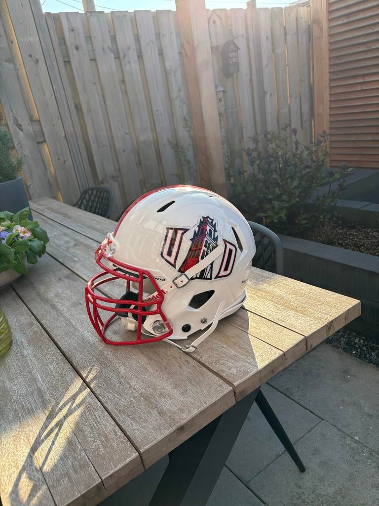 American Football Helm (L) & QB Shoulder Pads (M), Ophalen, Gebruikt