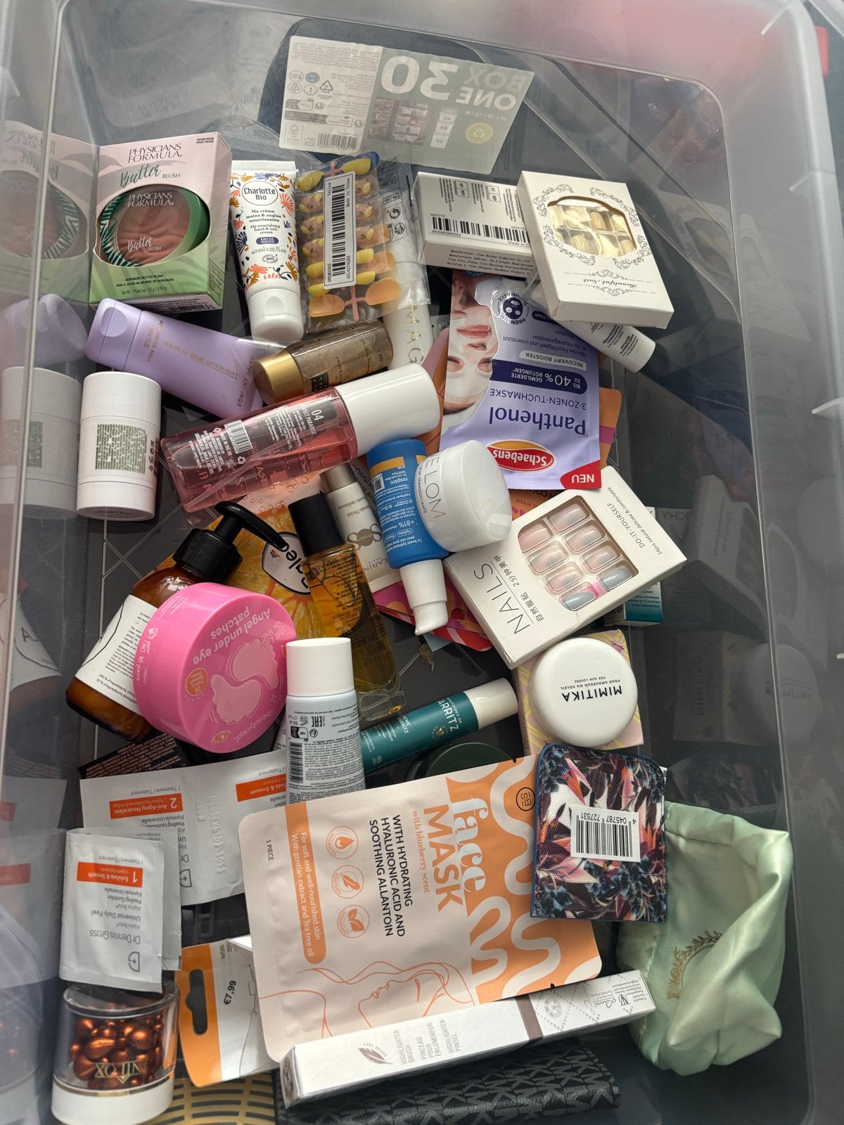 Grote partij diverse make-up en huidverzorgingsproducten, Sieraden, Tassen en Uiterlijk, Ophalen of Verzenden, Zo goed als nieuw