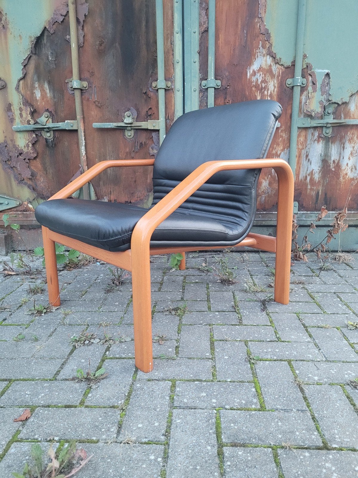 Vintage fauteuil Leyform Poltrona hout + zwart leder, Gebruikt, Onbekend (Made in Italy), Vintage, Mid-century modern, Zwart