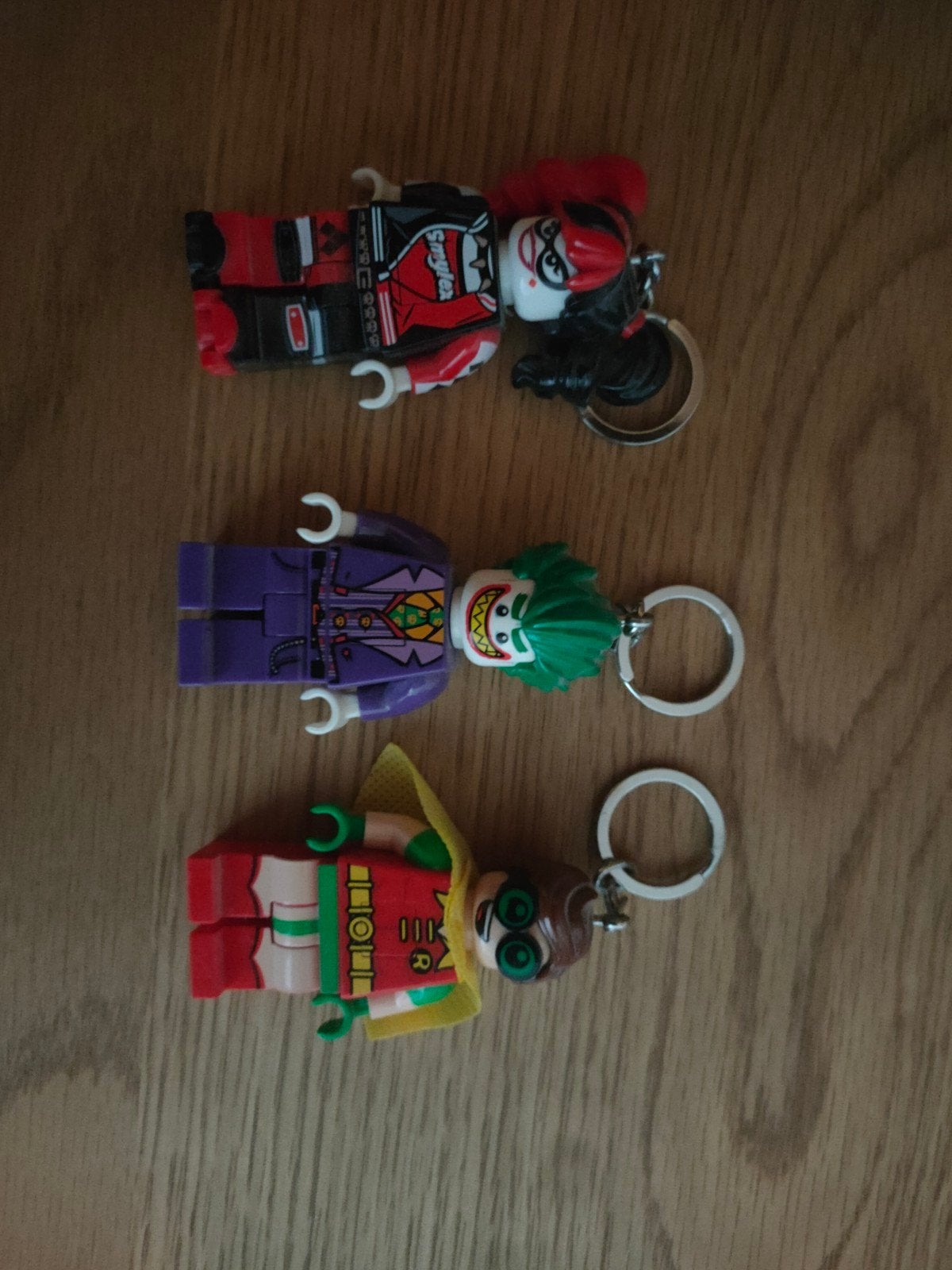 DC Comics sleutelhangers: The Joker, Harley Quinn, Robin, Verzamelen, Ophalen of Verzenden, Gebruikt, Knuffel of Figuurtje