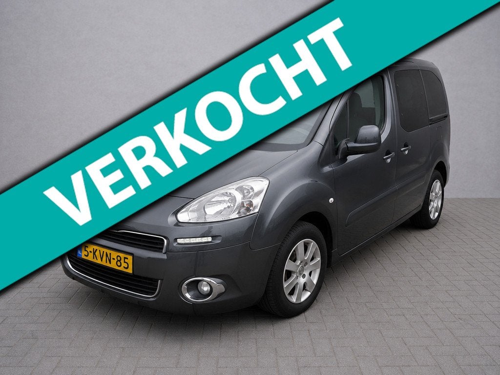 Peugeot Partner Tepee 1.6 e-HDi Active ROLSTOELVERVOER 5 per, Auto's, Peugeot, Euro 5, Stof, Gebruikt, Zwart