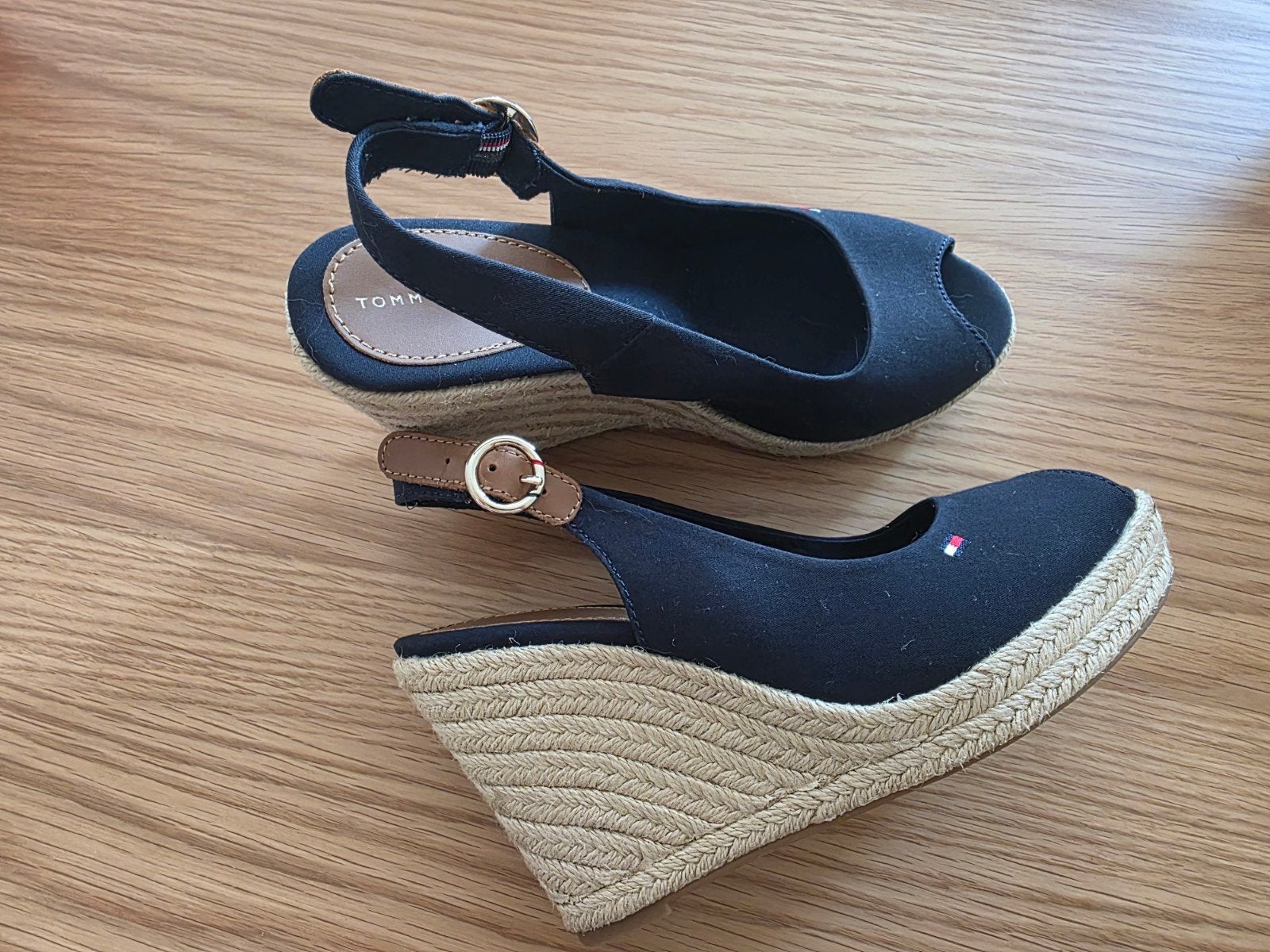 Tommy Hilfiger slingback, Ophalen of Verzenden, Nieuw, Schoentjes
