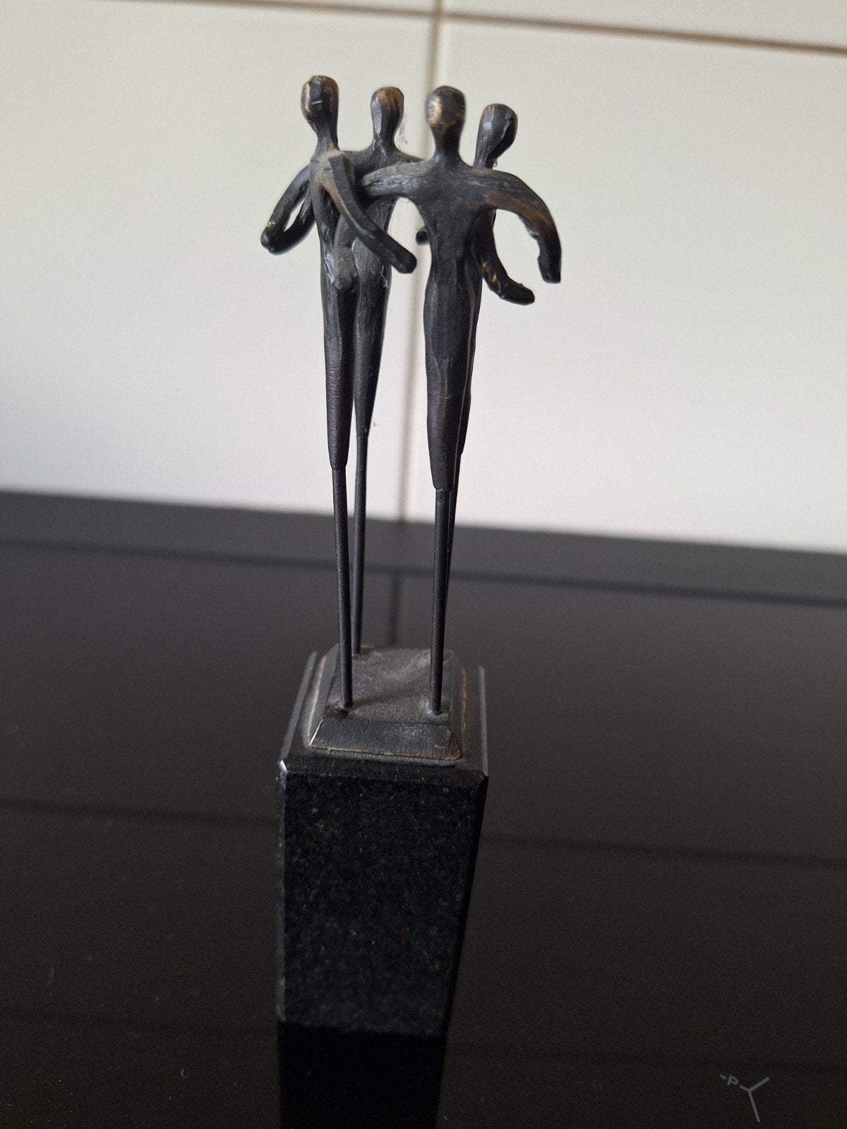 Bronzen beeldje Corry Ammerlaan marmeren, Antiek en Kunst, Ophalen of Verzenden, Brons