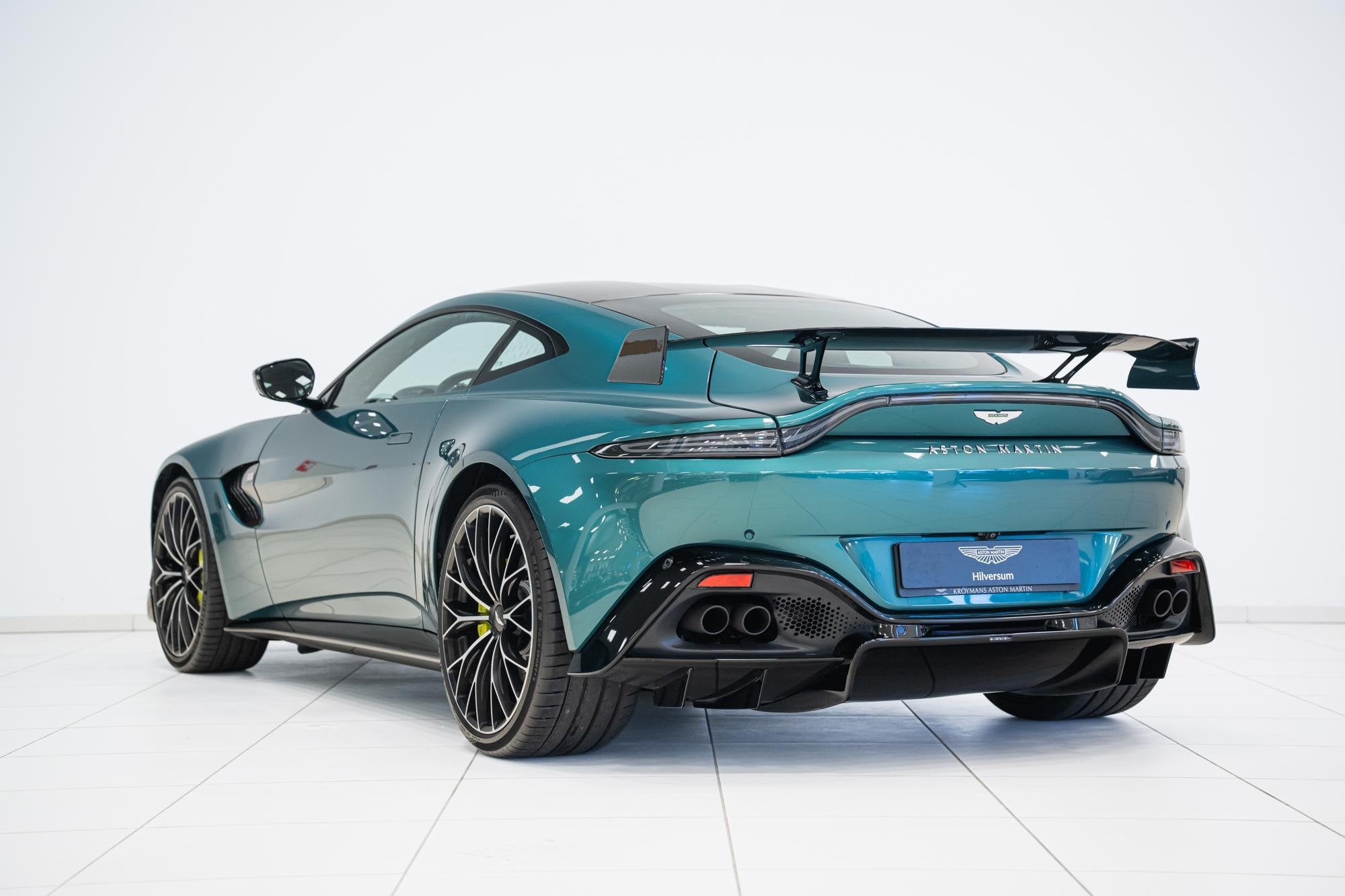 Aston Martin Vantage Coupe F1 Edition | 4.0 V8 | 1e Eigenaar, Auto's, Achterwielaandrijving, Gebruikt, Bedrijf, Grijs