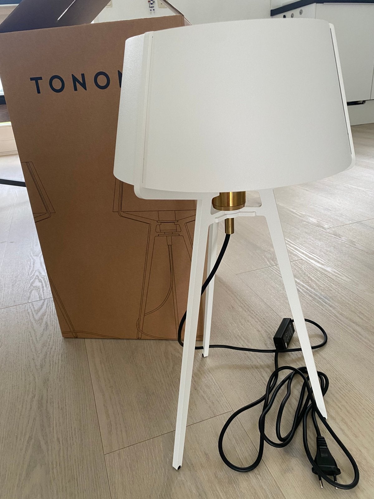TONONE Bella Table Tafellamp Wit - Modern Design, Huis en Inrichting, Overige typen, Overige merken, Nieuw, Wit