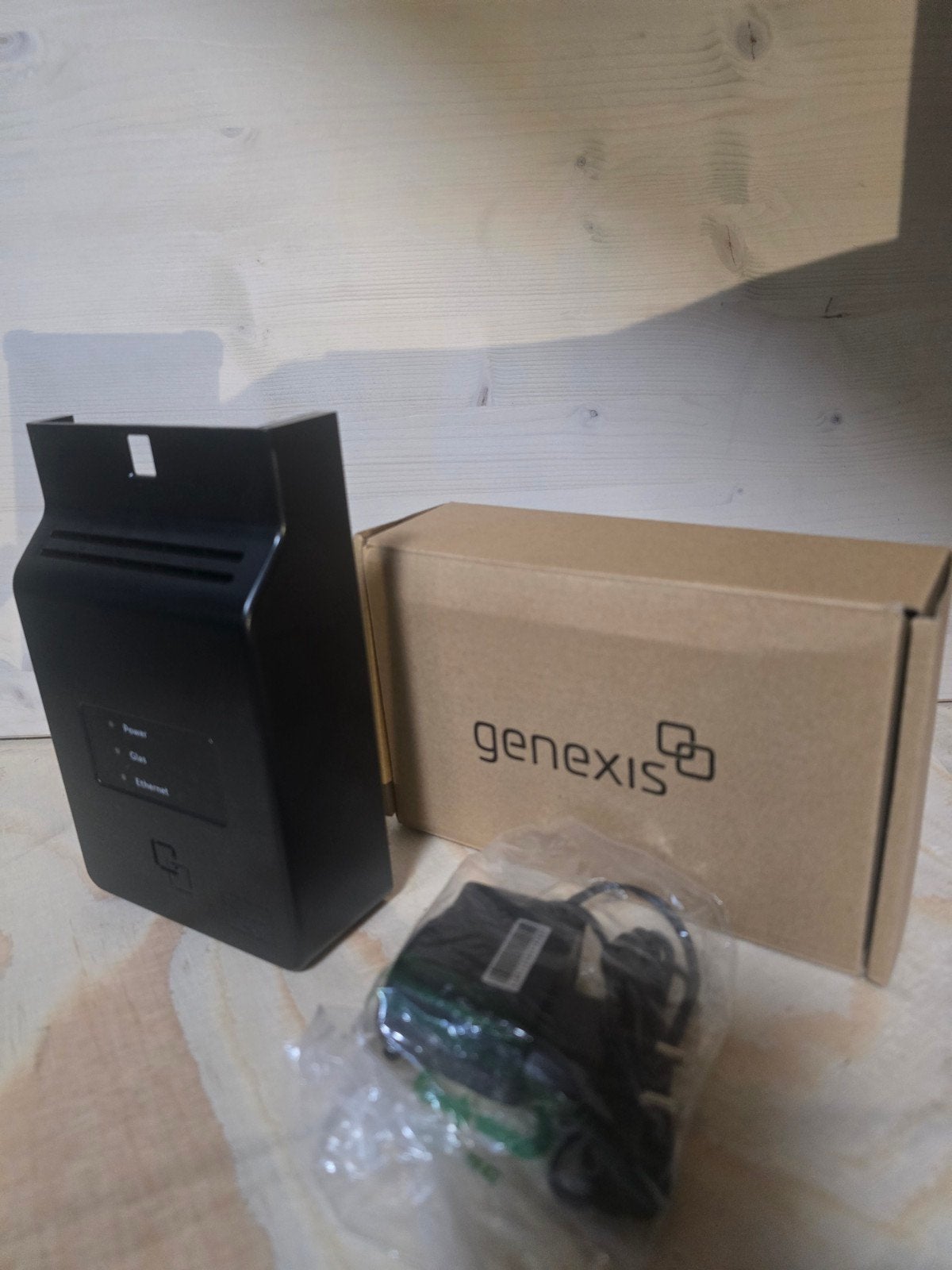 Genexis Glasvezel Router/Modem GMC-TK01-P2110, Computers en Software, Ophalen of Verzenden, Zo goed als nieuw, Router met modem