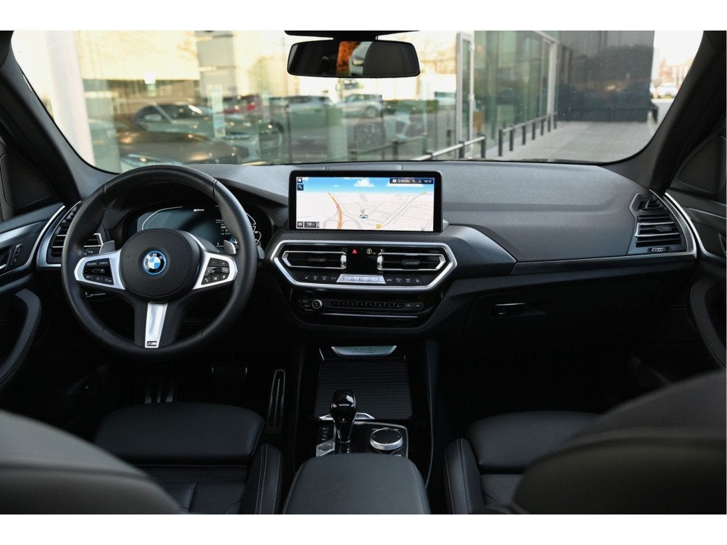BMW X3 xDrive30e M Sport Automaat / Panoramadak / Sportstoel, Gebruikt, Bedrijf, Vierwielaandrijving, SUV of Terreinwagen