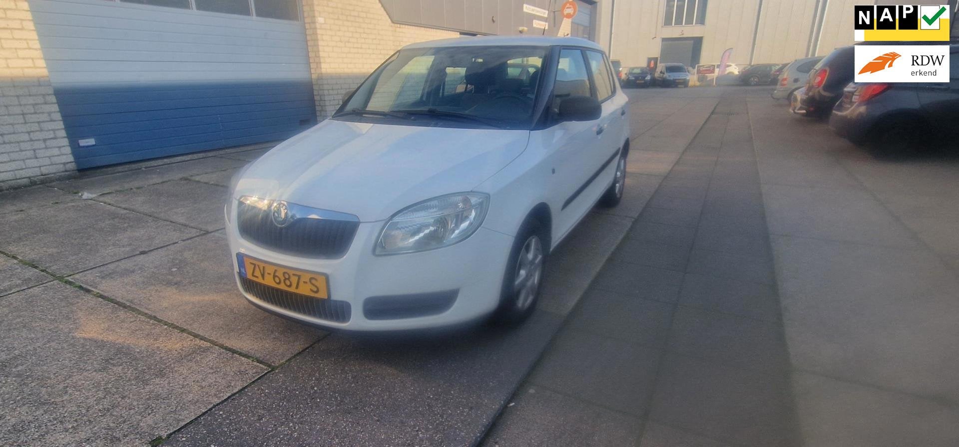 Skoda Fabia 1.2-12V Comfort 1 eigenaar Airco, Voorwielaandrijving, 1025 kg, 1198 cc, Wit