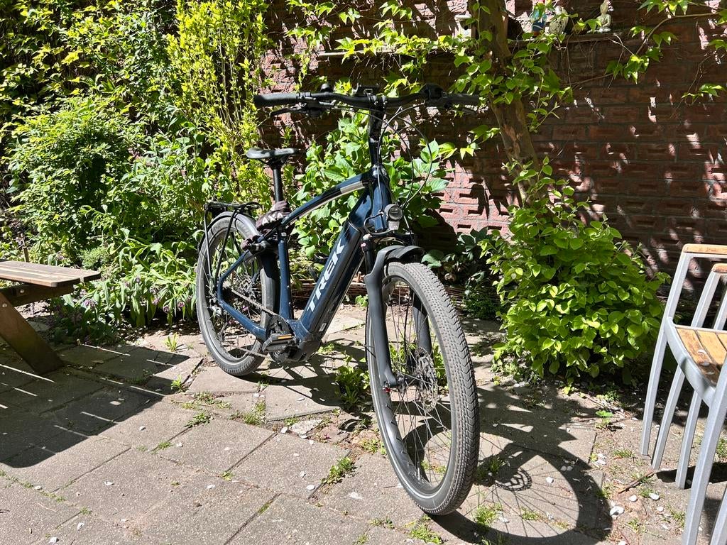 Blauwe Trek Allant+ 7 E-bike – Maat L – Volledig onderhouden, Fietsen en Brommers, Elektrische fietsen, Zo goed als nieuw, 47 tot 51 cm