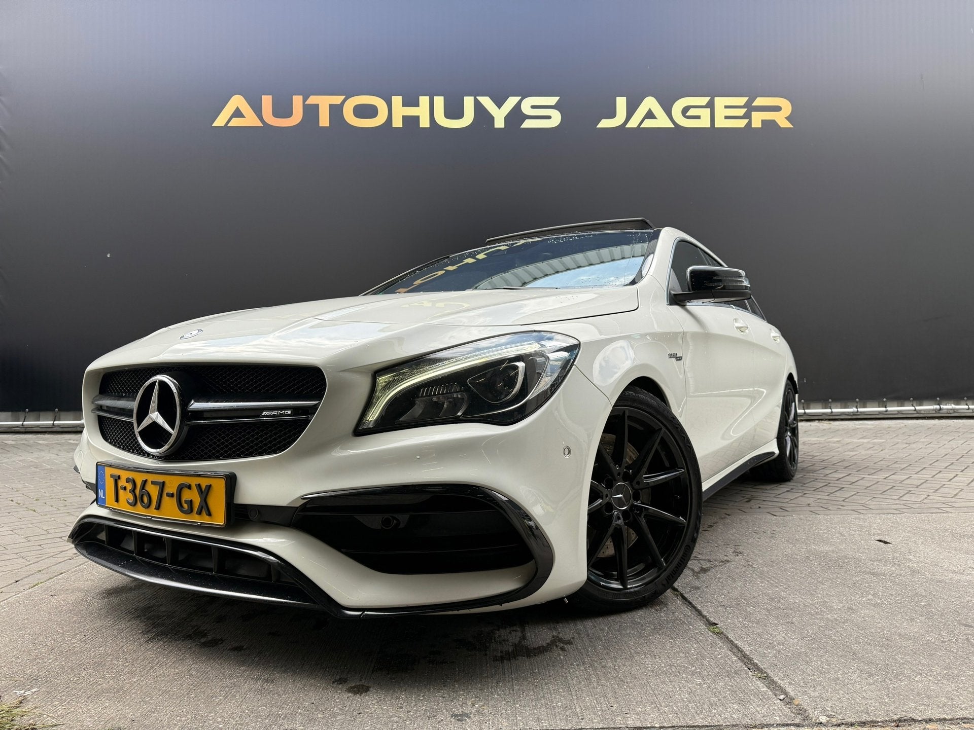 Mercedes-Benz CLA-klasse Shooting Brake AMG 45 4MATIC|Panora, Gebruikt, 4 cilinders, Wit, Vierwielaandrijving