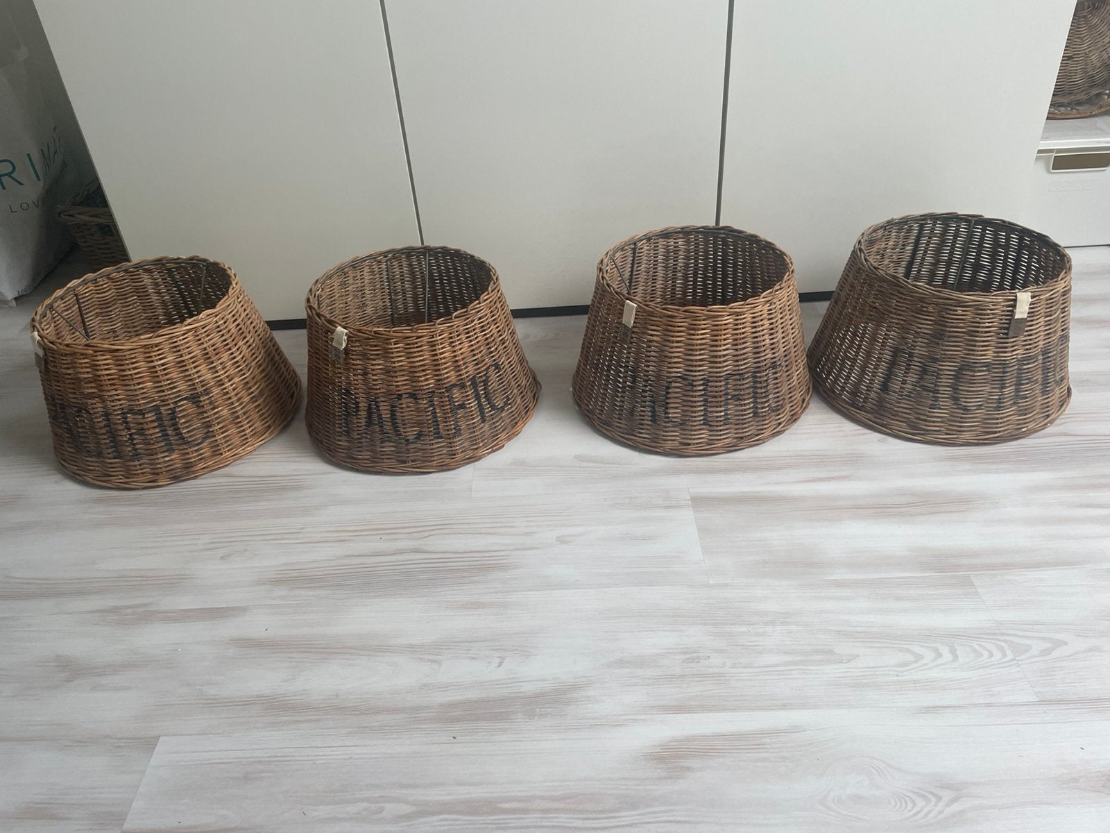 Riviera Maison rattan PACIFIC lampenkappen/ per stuk €25,00, Ophalen of Verzenden, Zo goed als nieuw