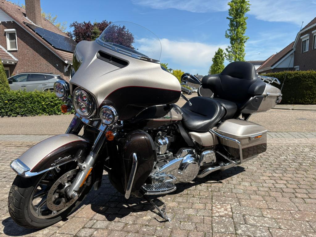 Harley Davidson Ultra Limited Low 2019 21dkm, Motoren, Motoren | Harley-Davidson, 2 cilinders, Occasion, 1745 cc, LED Verlichting