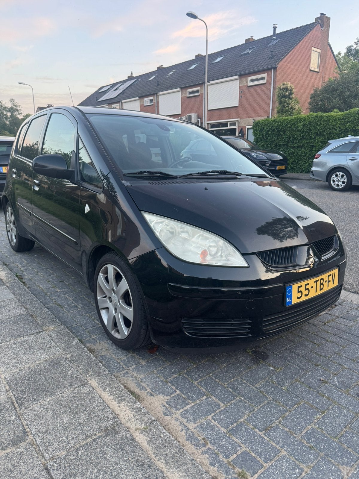 Mitsubishi Colt 1.5 CZ5 2006 Zwart, Voorwielaandrijving, 970 kg, 40 €/maand, 4 cilinders