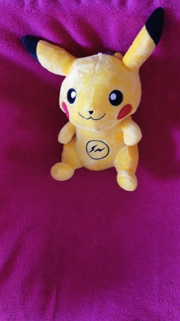 POKEMON PIKACHU, Ophalen of Verzenden, Zo goed als nieuw, Overige typen
