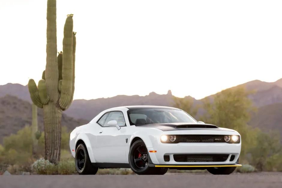 Dodge Demon SRT 6.2 840pk 2.3SEC Including the CRATE, Auto's, Dodge, Automaat, 1716 kg, Stof, Gebruikt