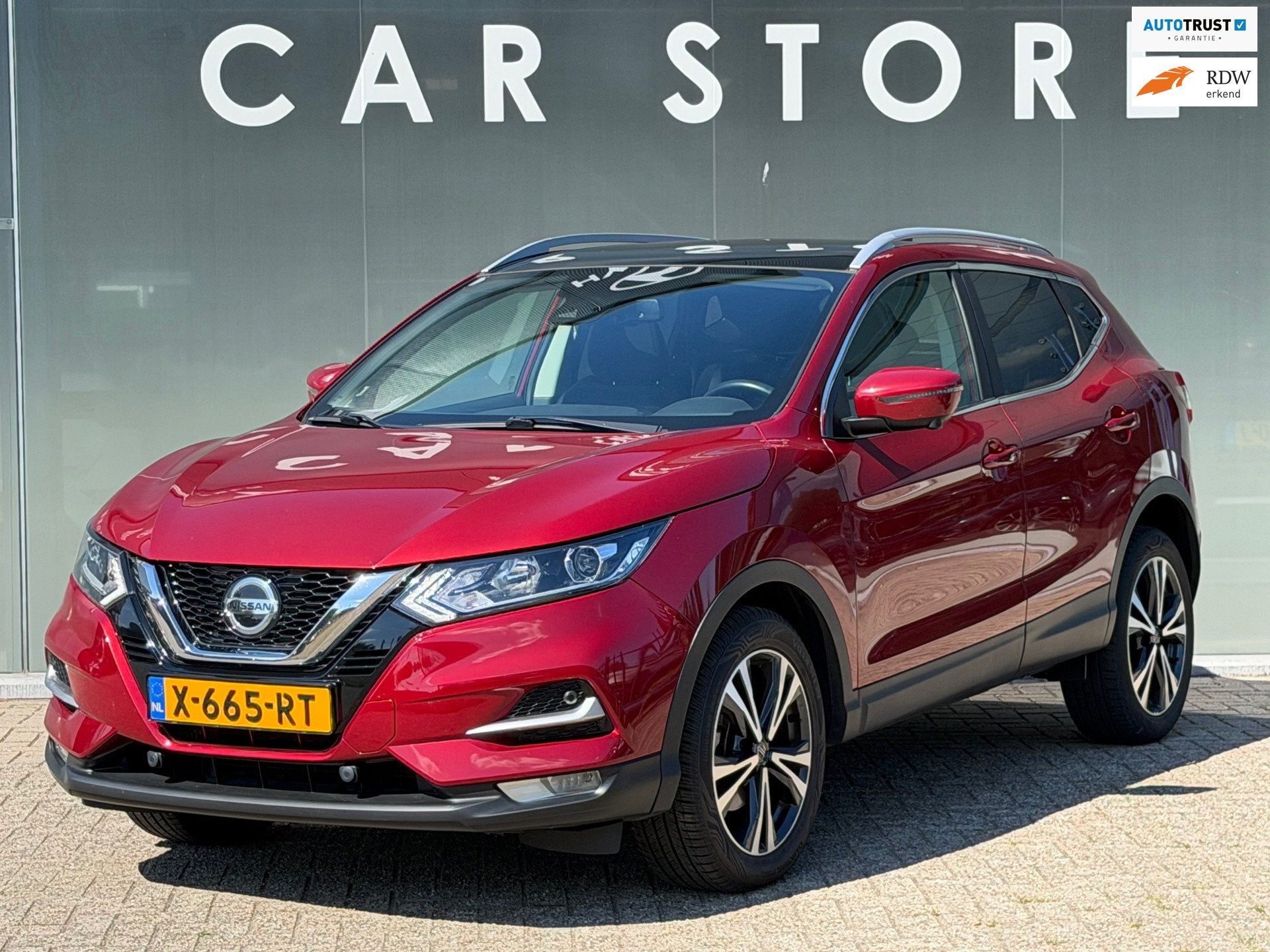 Nissan Qashqai 1.3 DIG-T Design Edition PANO-DAK NAVI, Parkeersensor, Stof, Gebruikt, Bedrijf