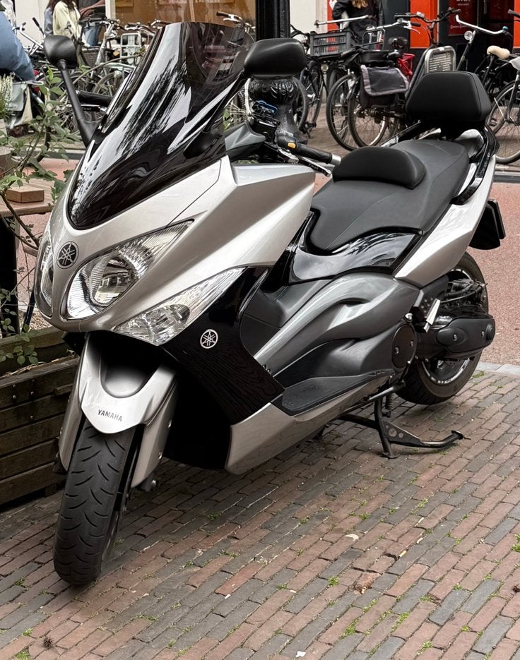 Yamaha Tmax Akrapovic, Ophalen, Gebruikt