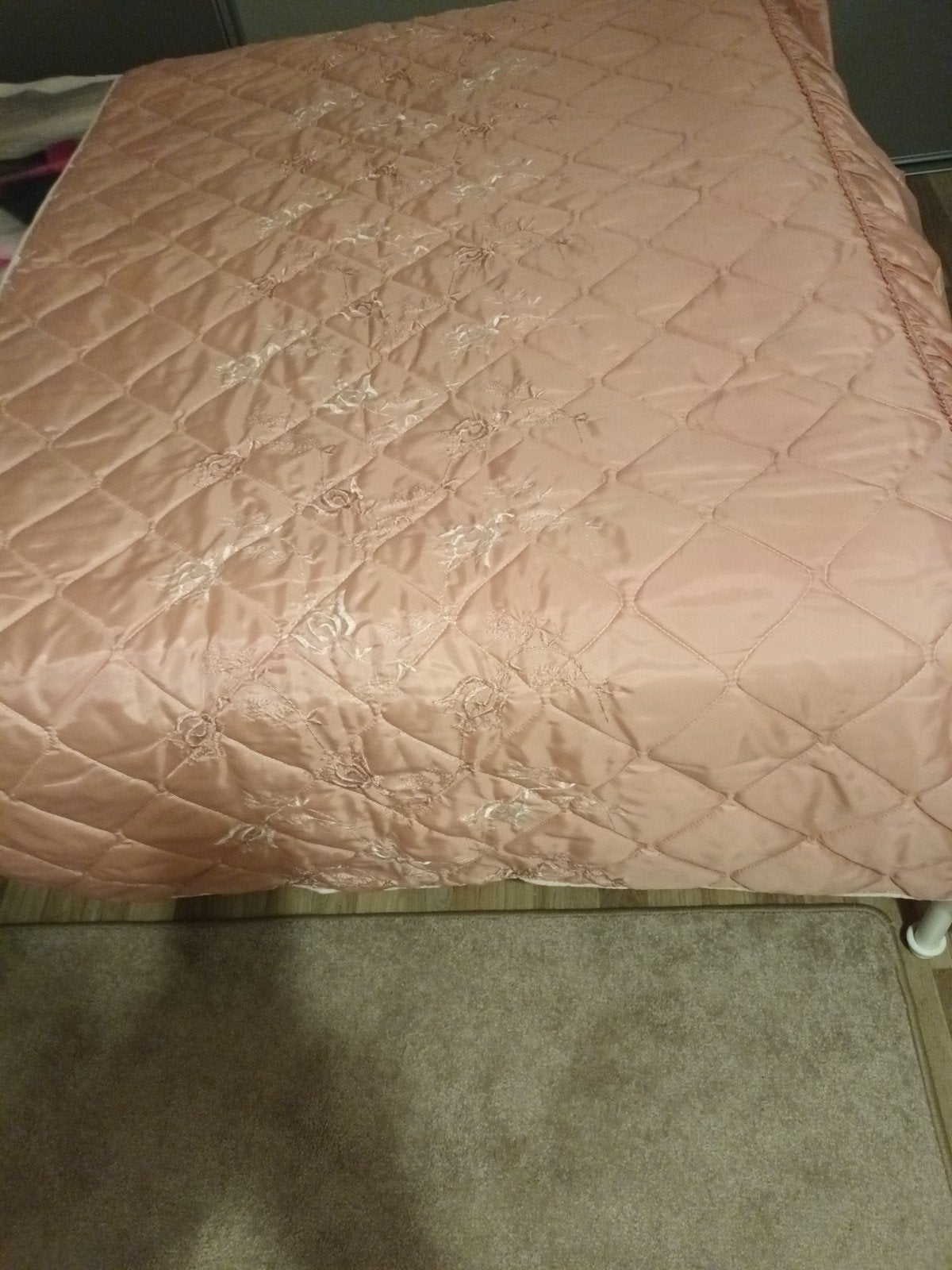 oud roze sprei, Eenpersoons, Overige typen, Ophalen of Verzenden, Zo goed als nieuw