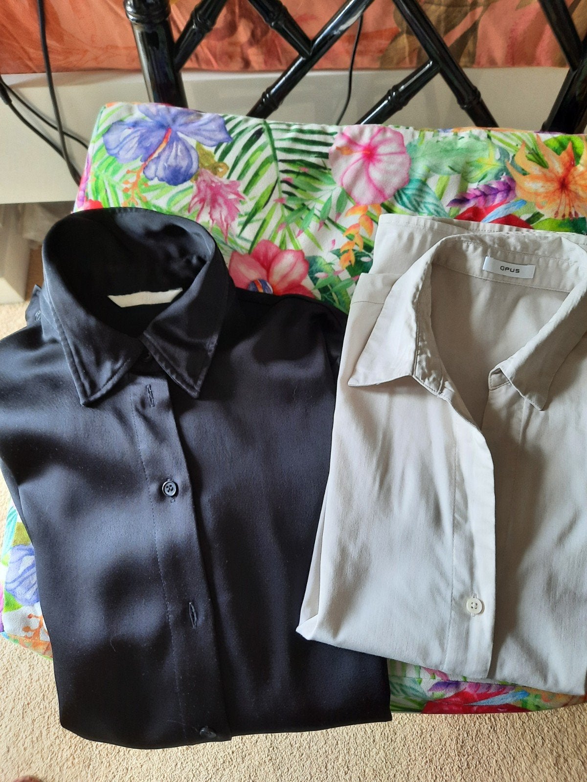 Blouse pakket: Zwart, Crème, Roze-Wit - Maat 38, Maat 38/40 (M), Zwart, Ophalen of Verzenden, Gedragen