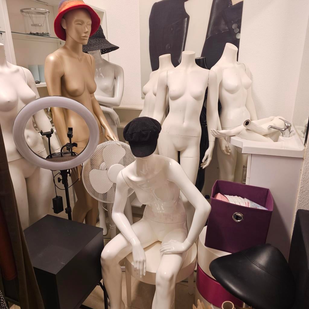 Paspoppen vanaf € 35 per stuk, Ophalen