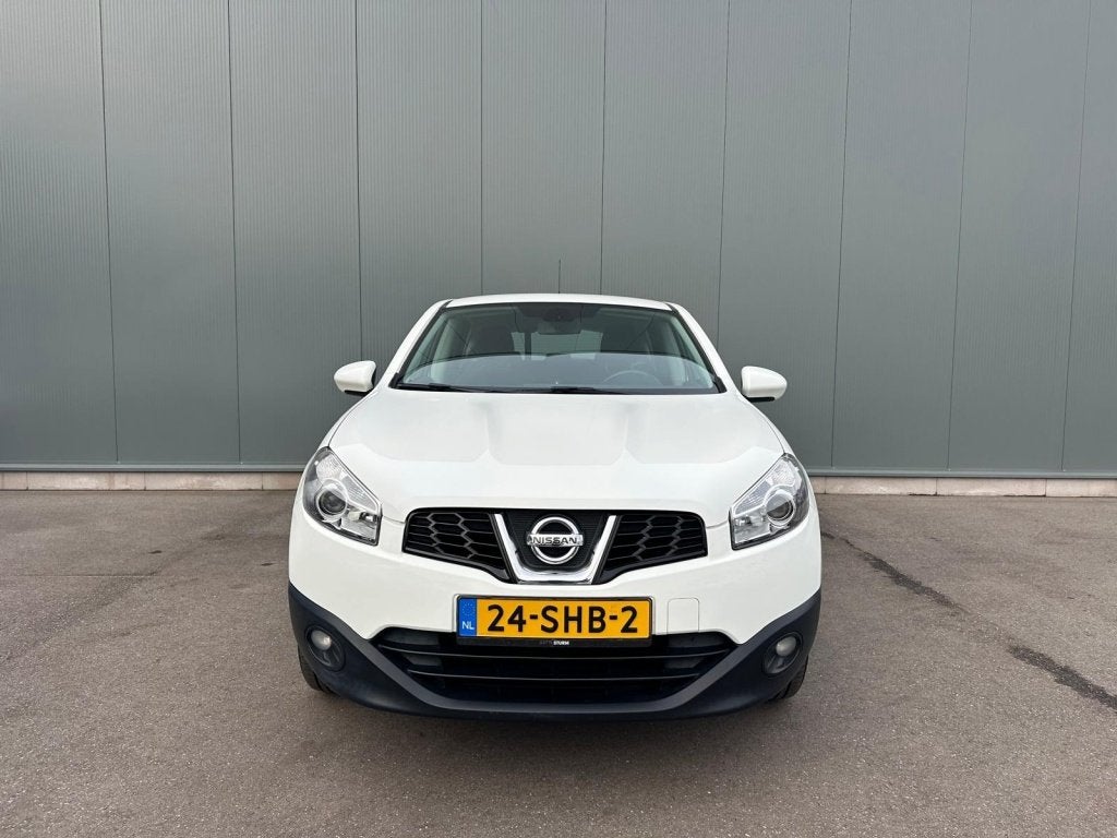 Nissan QASHQAI 1.6 Acenta AIRCO | TREKHAAK | NAP !, Auto's, Voorwielaandrijving, 1225 kg, 4 cilinders, Wit