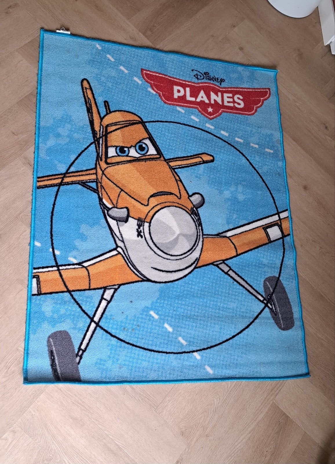 Disney Planes Vloerkleed - Blauw/Oranje Vliegtuig Design, Huis en Inrichting, Ophalen, 100 tot 150 cm, Blauw, 50 tot 100 cm