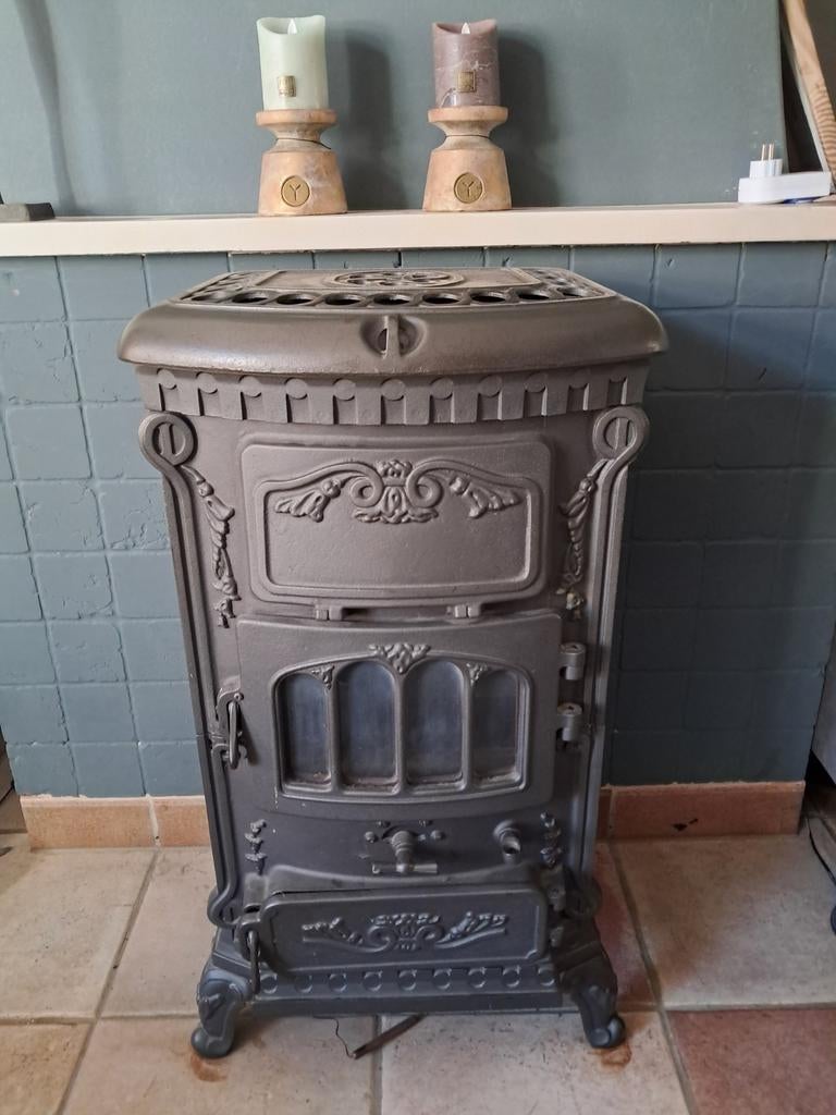 Antieke gietijzeren gaskachel Klassiek design, Gebruikt, Gas, Ophalen of Verzenden, Vrijstaand