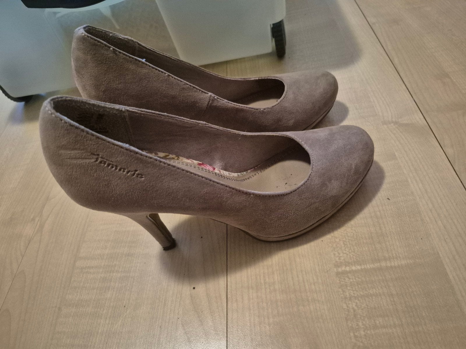 Schoenen met hak pumps Tamaris leer 37, Kleding | Dames, Schoenen, Ophalen of Verzenden, Nieuw, Zwart