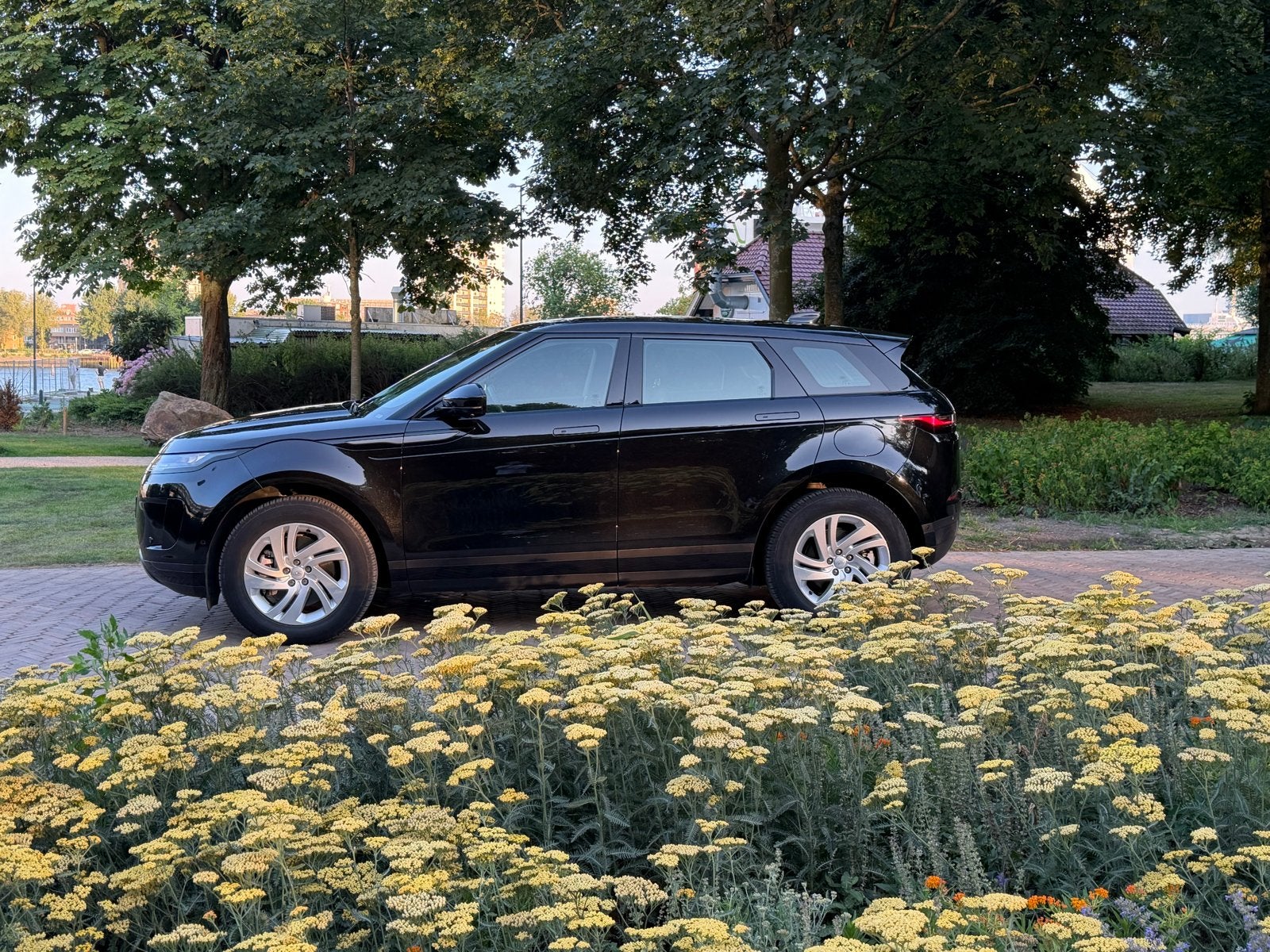 Range Rover Evoque P300e 309pk Phev AWD Aut 2024 garantie, Auto's, Land Rover, Bedrijf, Range Rover Evoque, Hybride Elektrisch/Benzine