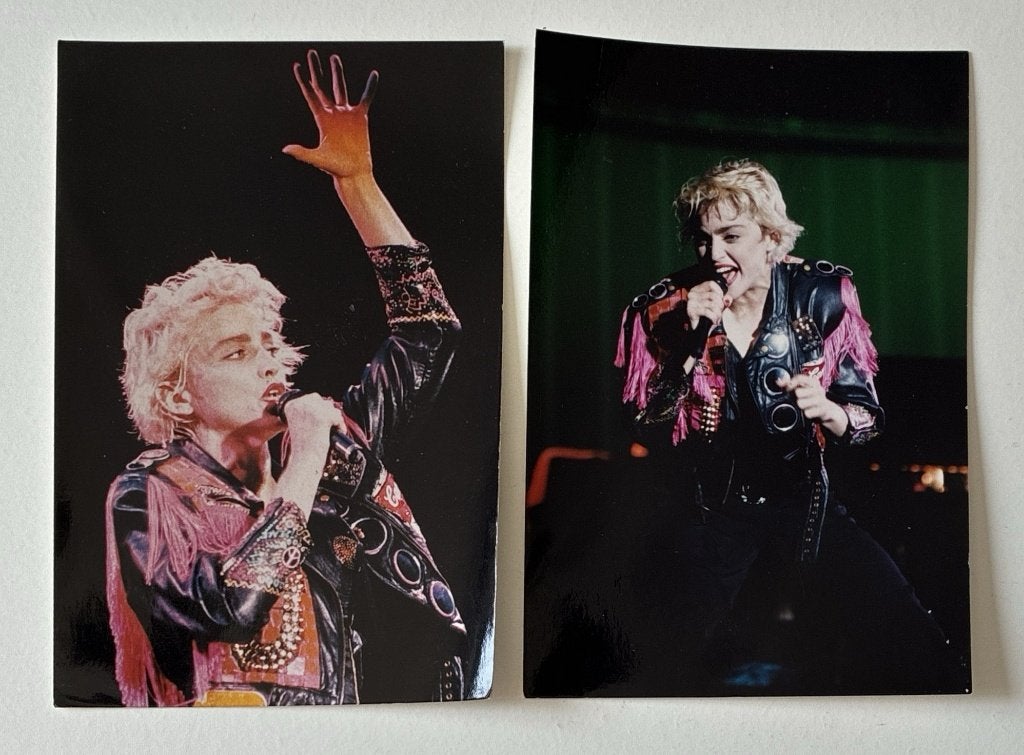 Madonna 2x foto Who's That Girl World Tour 1987, Ophalen of Verzenden, Gebruikt, Foto of Kaart