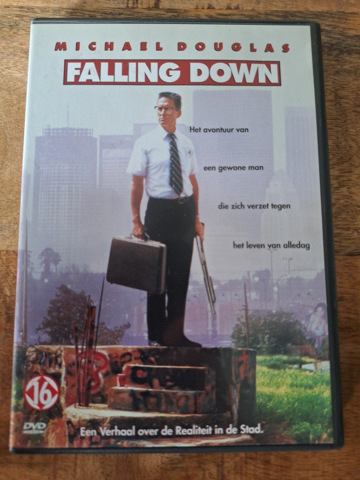 Falling down, Ophalen of Verzenden, Zo goed als nieuw